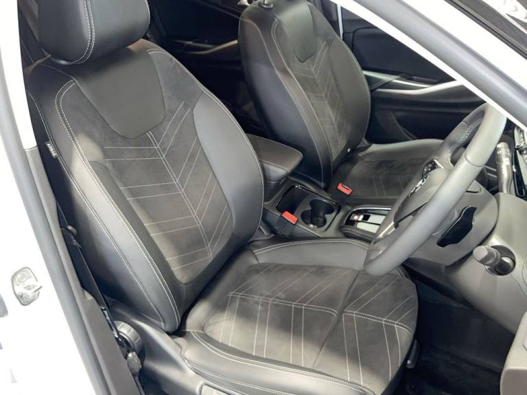 2024 24 VAUXHALL GRANDLAND 1.2 TURBO ULTIMATE SUV 5DR PETROL AUTO EURO 6 (S/S) (