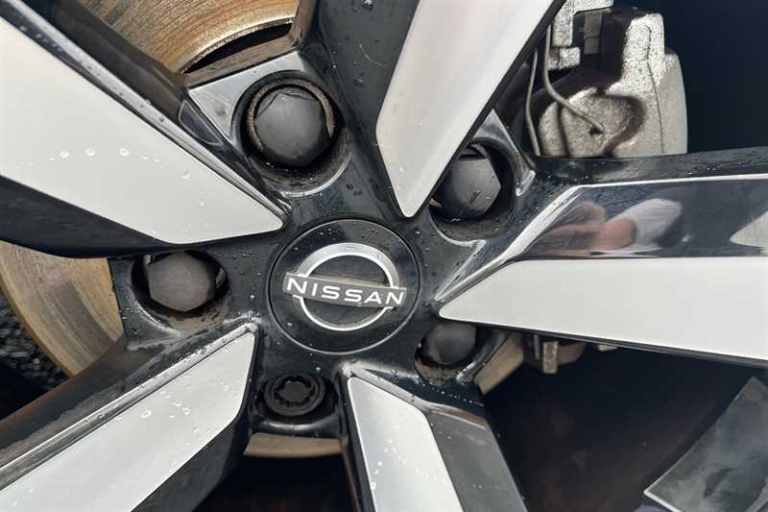 2022 Nissan Juke 1.6 HYBRID TEKNA 5DR AUTO Hatchback Hybrid Automatic