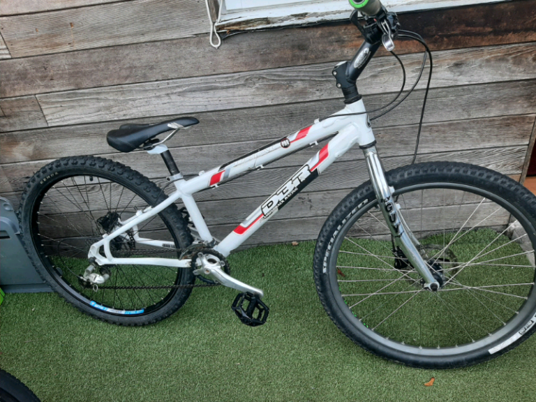 Trial pro diamond back jump bike 