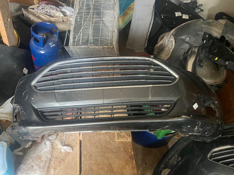 Ford fiesta front bumper 