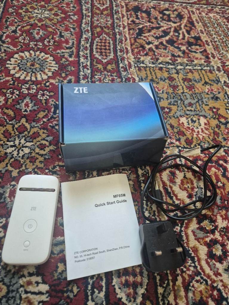 ZTE Portable WiFi Router MF65M , White, Good Condition