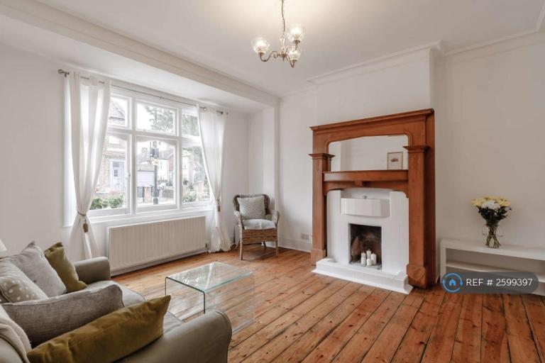 3 bedroom house in Sirdar Road, London, N22 (3 bed) (#2599397)