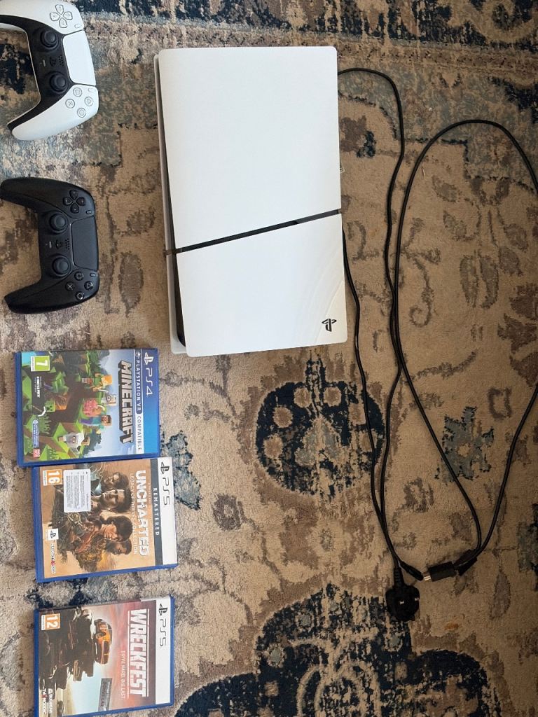 PS5 (play station 5 Sony)