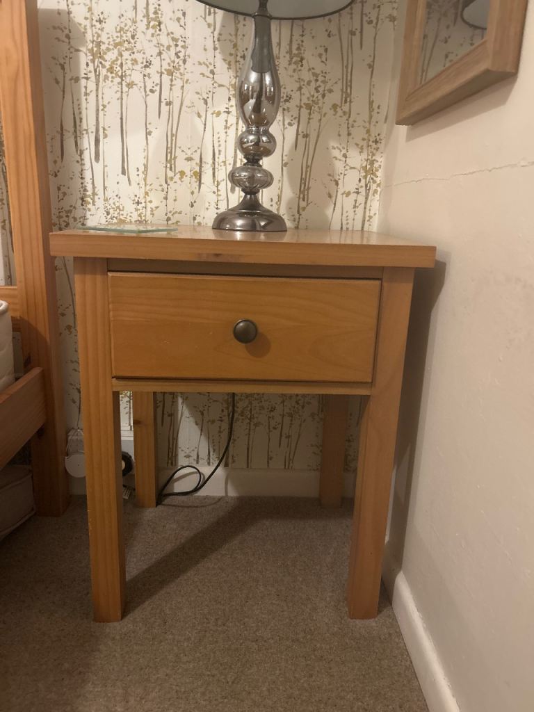 Bedside tables 