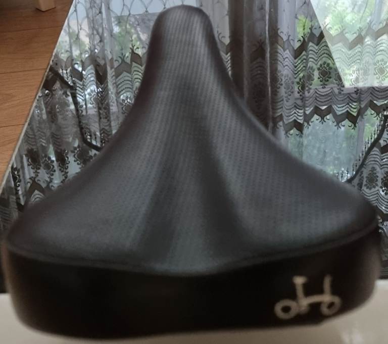 Original Brompton Standard Bicycle Saddle (147mm)