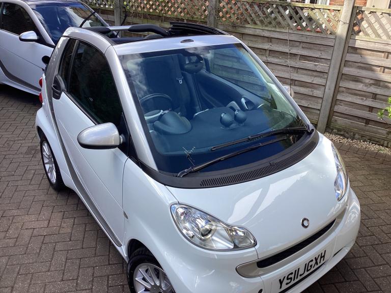 2011 Smart ForTwo 1.0 MHD Passion Cabriolet 2dr Petrol SoftTouch Euro 5 (s/s)