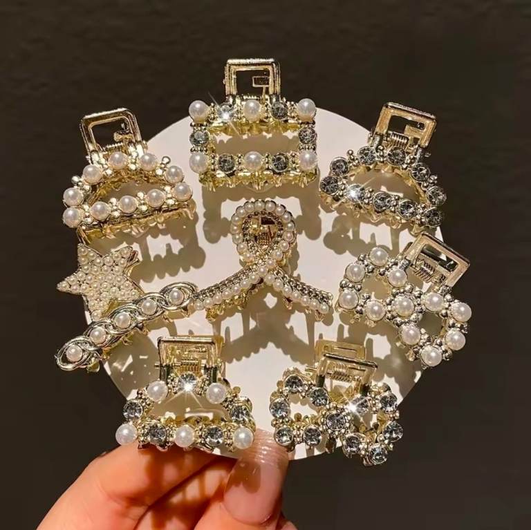 8Pcs Women's Pearl Rhinestone Hair Clips Small Barrette Set Sparkly Gift