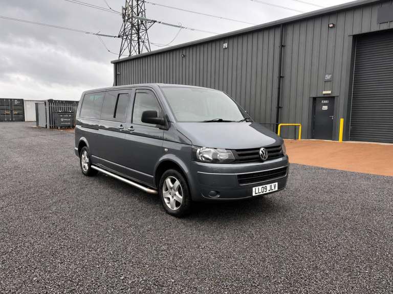 2009 Volkswagen Transporter Shuttle 2.5TDI PD 130PS SE Minibus Tip Auto MPV Diesel Automatic