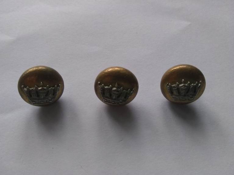 3 Royal Navy Buttons
