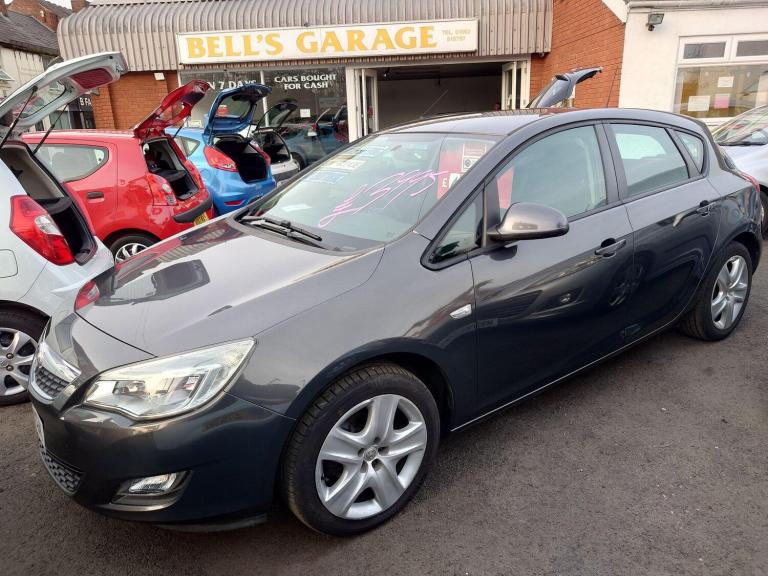2010 Vauxhall Astra 1.4 16v Exclusiv Euro 5 5dr HATCHBACK Petrol Manual