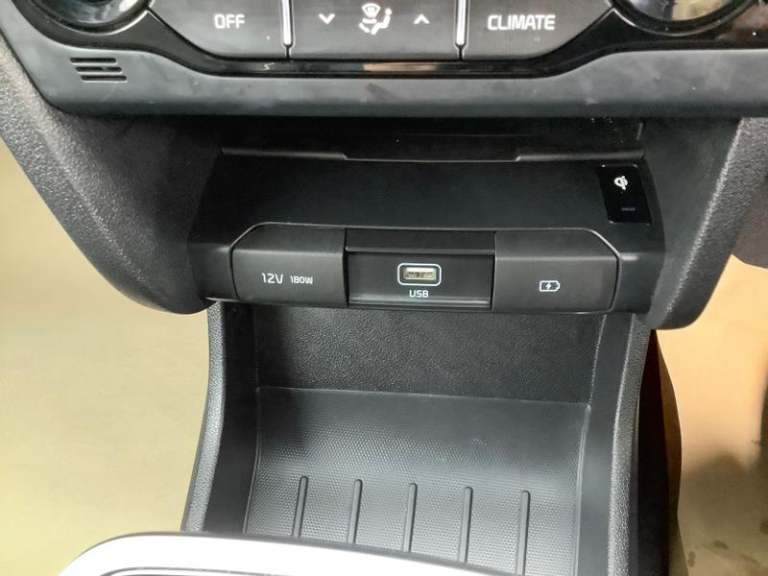 2021 Kia Niro 64kWh 3 SUV 5dr Electric Auto (201 bhp) Automatic SUV Electric Automatic