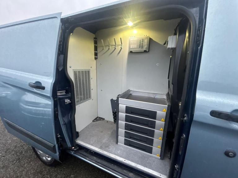 2018 Ford Transit Custom 2.0 TDCi 130ps Low Roof Van PANEL VAN Diesel Manual