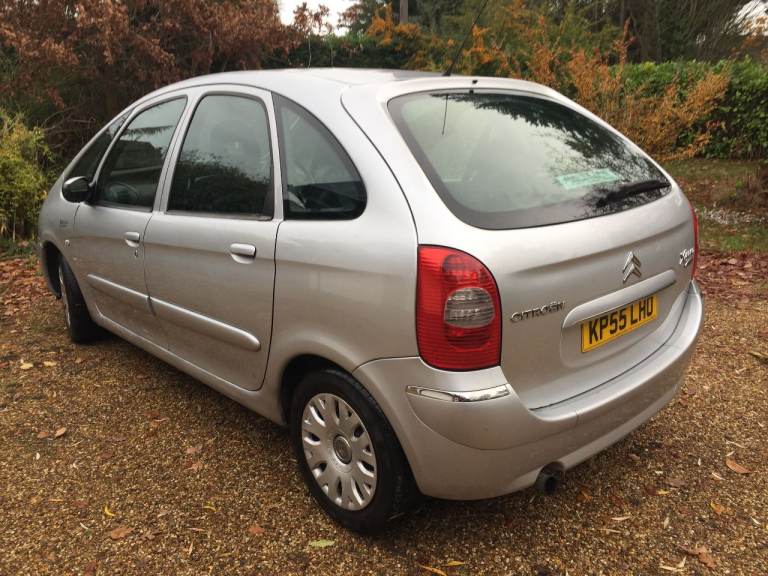 2005 CITROEN PICASSO 1.6 DIESEL ,LOW MILAGE. 55 MPG. £35 TAX,LONG MOT.