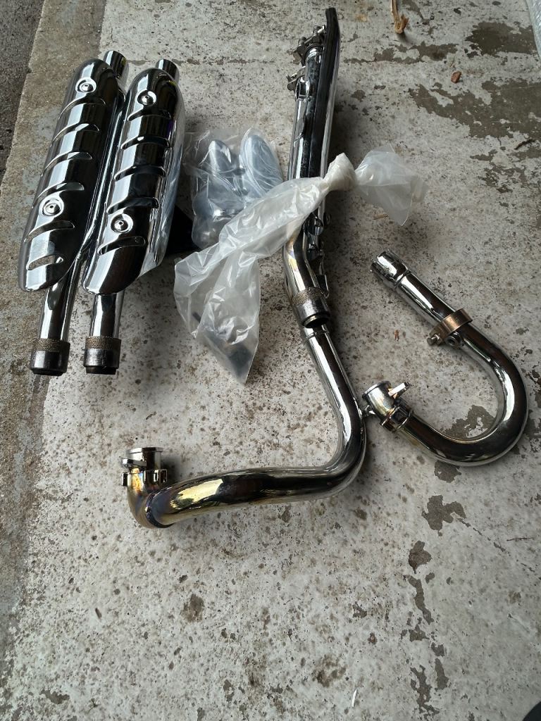 Triumph Scrambler Chrome Exhaust Pipes & Silencers