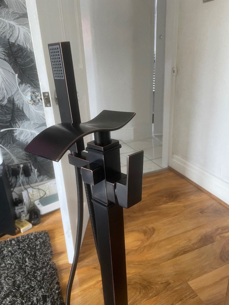 Freestanding Bath Tap with Shower NEW