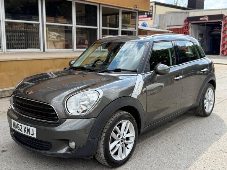2013 MINI Countryman 1.6 Cooper 5dr [Pepper/Media Pack] Hatchback Petrol Manual