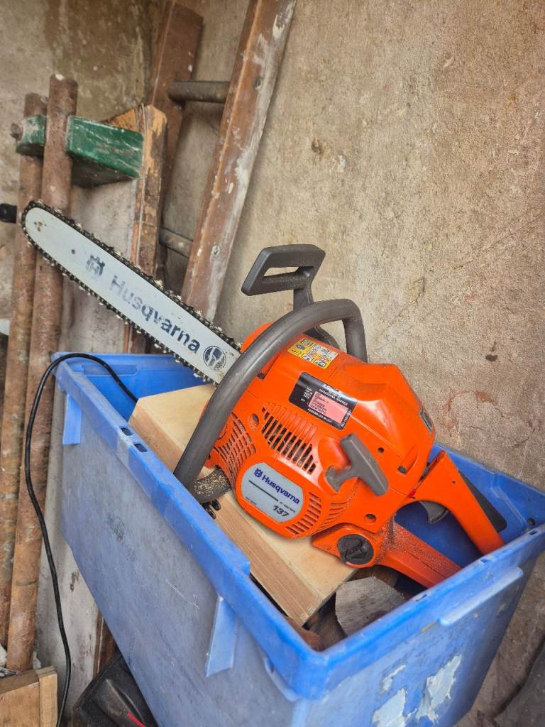 Husqvarna 137