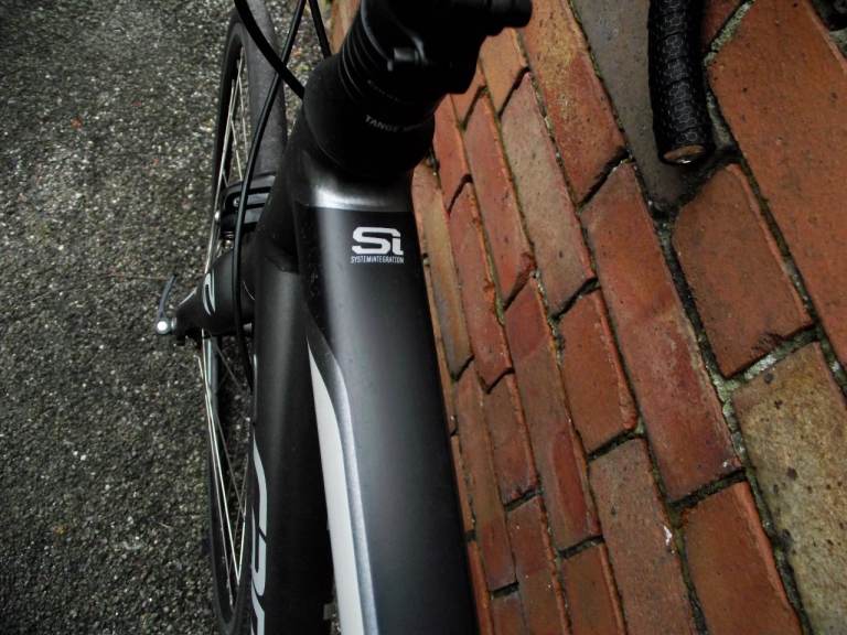 CANNONDALE SYNAPSE SI Road Bike FOR SALE. (56cm).CLEAN CONDITION..(FULLY SERVICED)