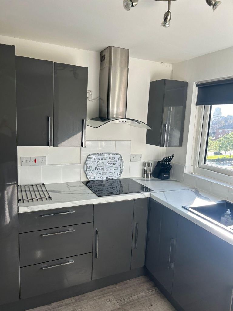 1 Bed Flat, Blackburn