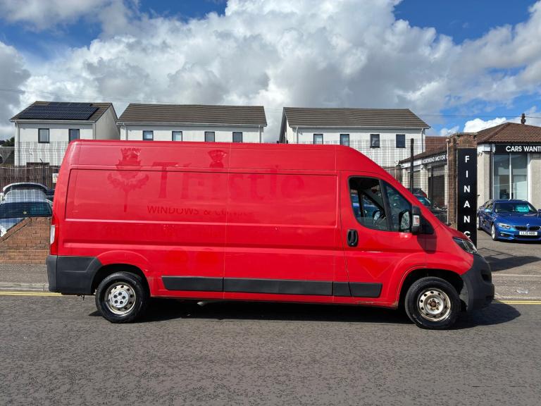 2018 Peugeot Boxer 2.0 BlueHDi 335 Professional Panel Van 5dr Diesel Manual L3 H2 Euro 6 (130  Pa...