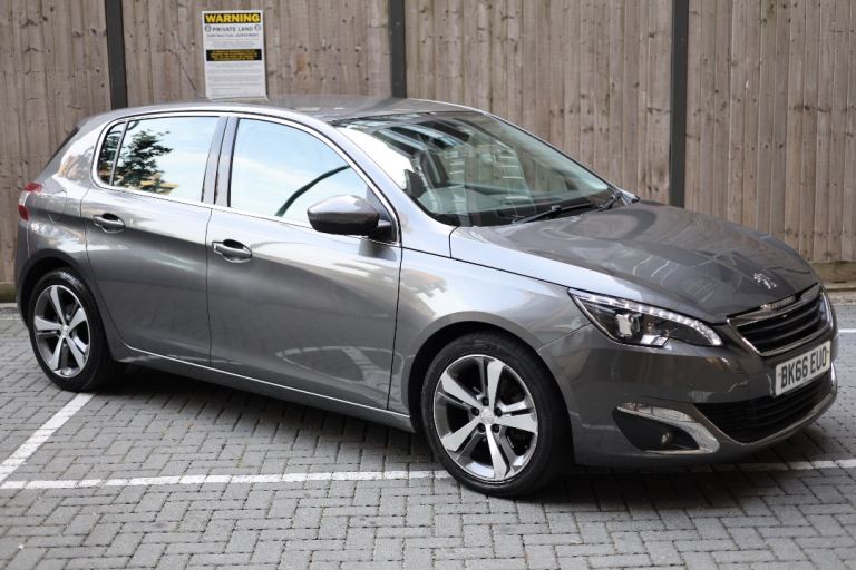 Peugeot, 308, Hatchback, 2016, Semi-Auto, 1199 (cc), 5 doors