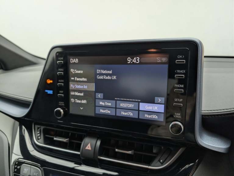 2021 Toyota C-HR 2.0 VVT-h GPF Design SUV 5dr Petrol Hybrid CVT Euro 6 (s/s) (184 ps) - SAT  HATC...