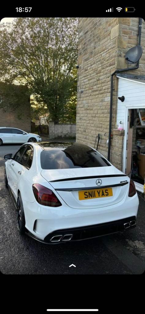 2014 Mercedes C220 AMG Line AUTO | PAN ROOF | RED LEATHER | REVERSE CAMERA | C63 STYLE