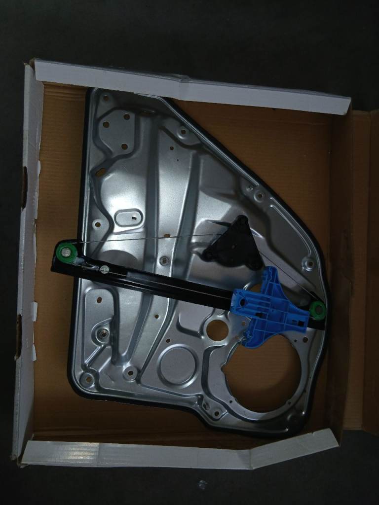 Golf mk4 rear passenger window regulator 