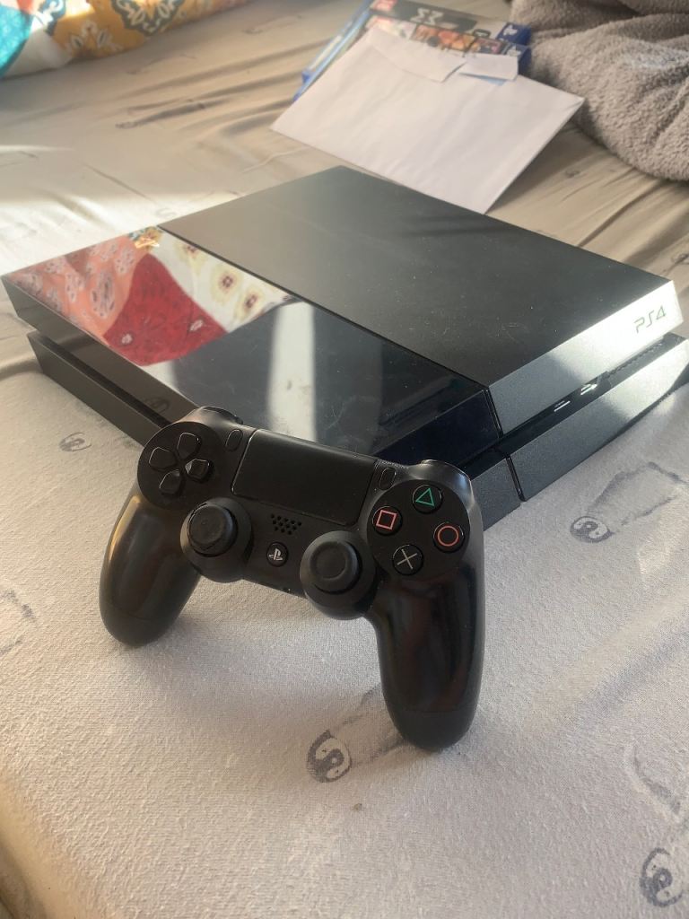 PS4 Console
