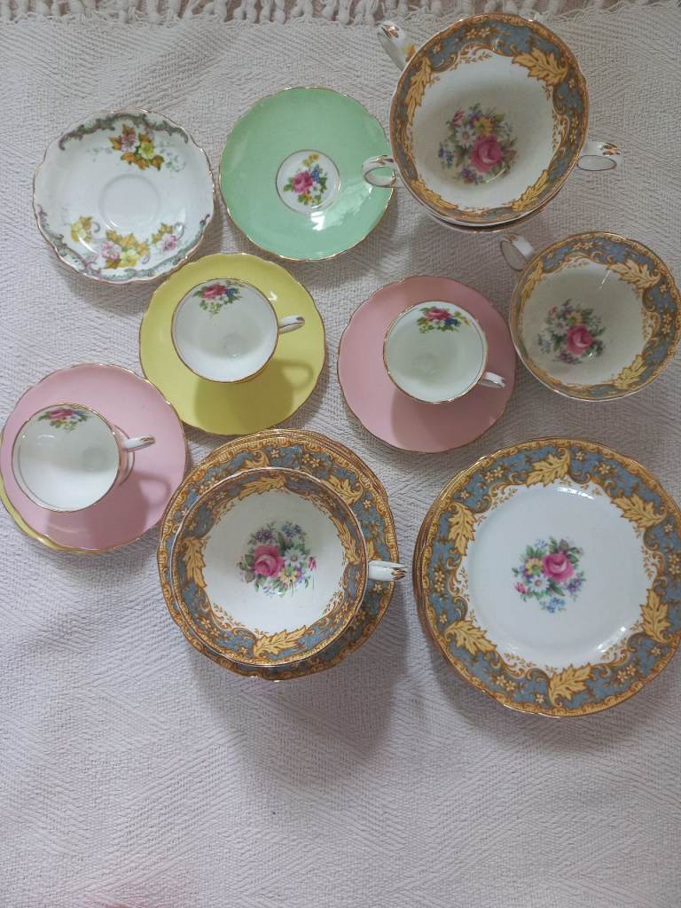 Vintage Bone China Tea Sets – Multicoloured