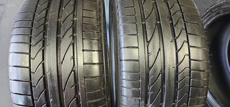 255 35 18   2 x tyres Bridgestone Potenza RE050 A I RUN FLAT