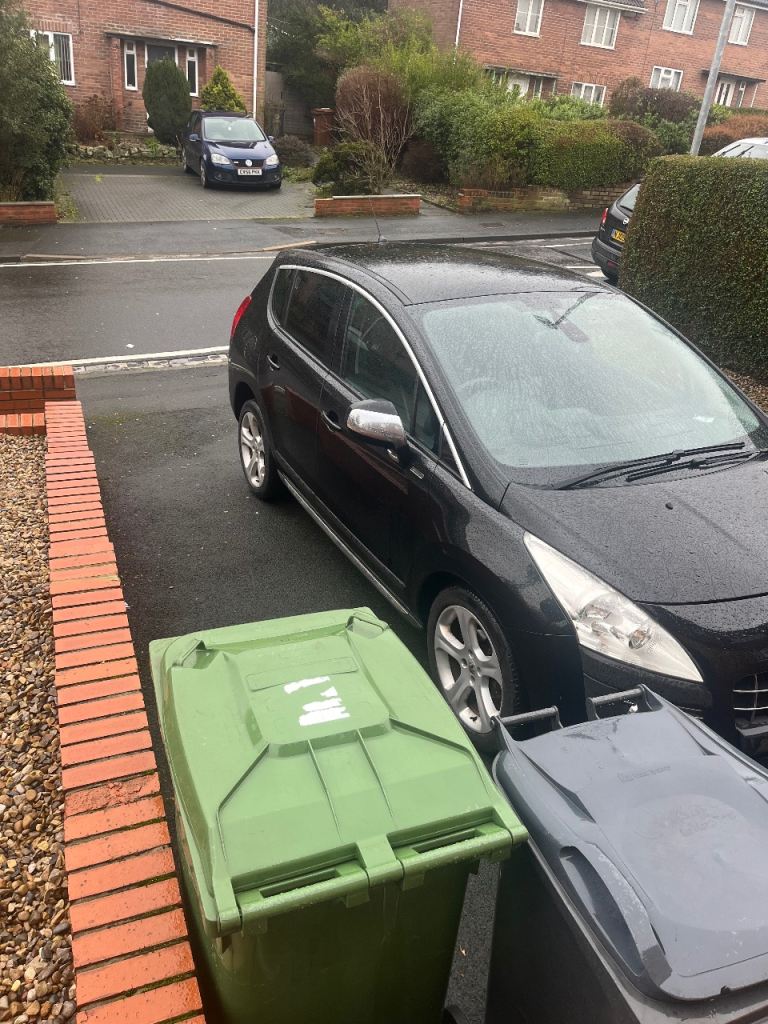 Peugeot, 3008, Hatchback, 2012, Manual, 1560 (cc), 5 doors