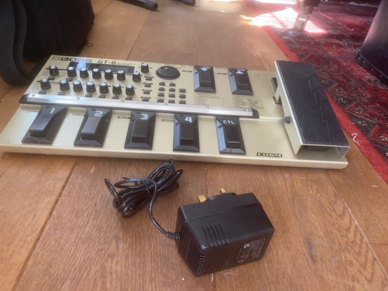 Boss GT 6 Guitar Effects Processor