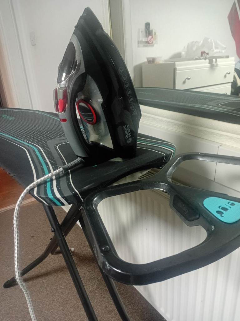 Spacious double room with balcony good bus connection 