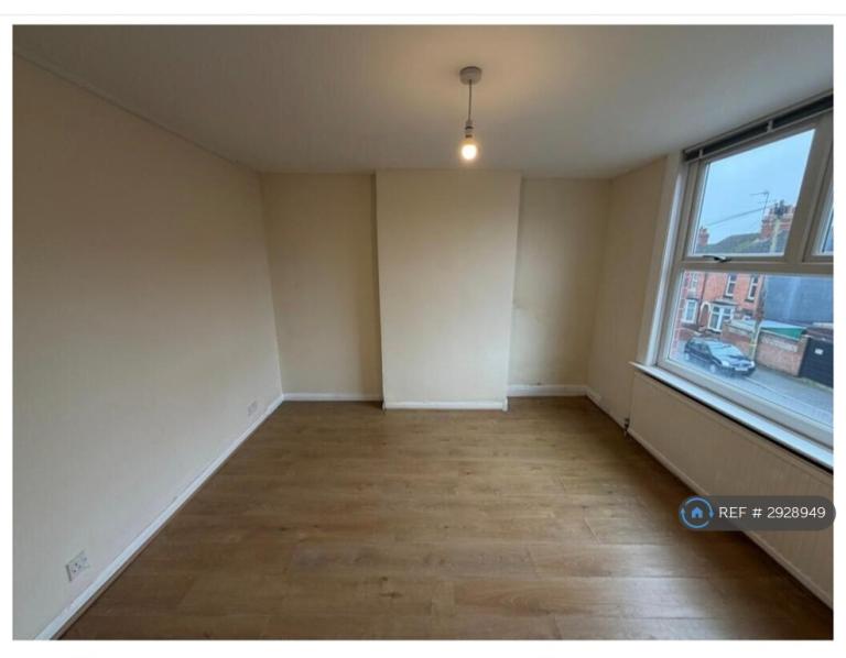 1 bedroom in College St, Wellingborough, NN8 (#2928949)