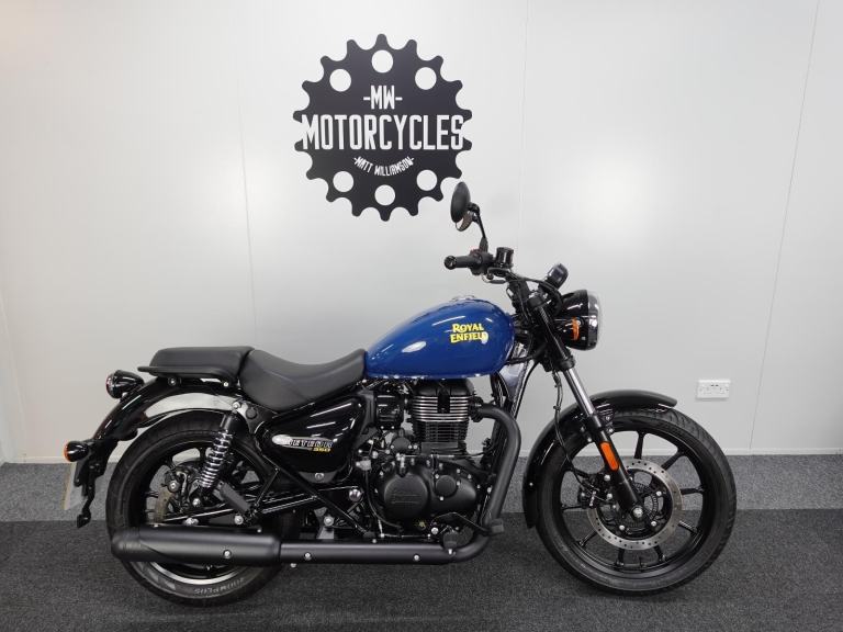 Royal Enfield Meteor 350. 2025. Fireball Blue. Low Miles. Great Example.