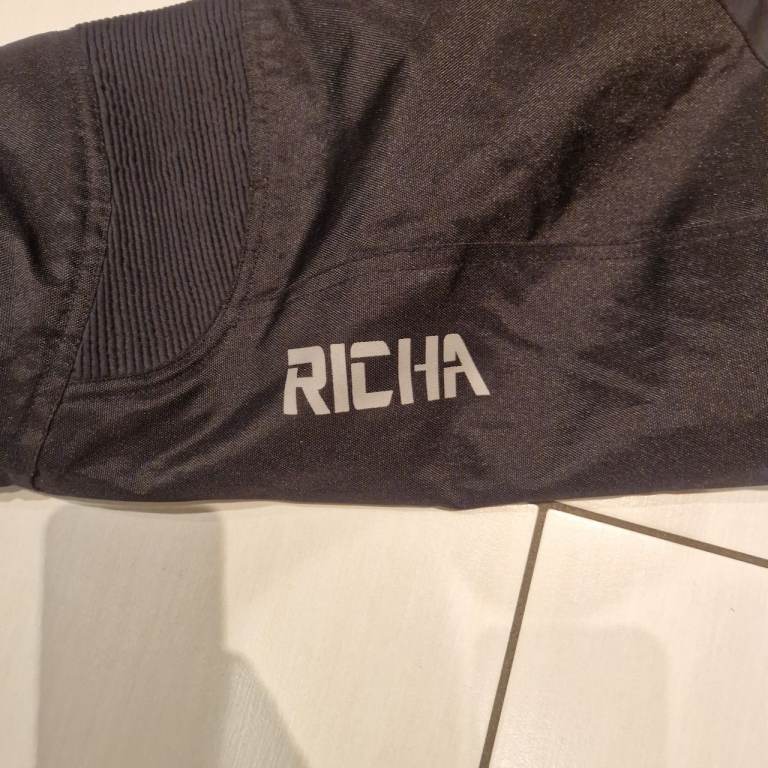 Richa ladies bike gear