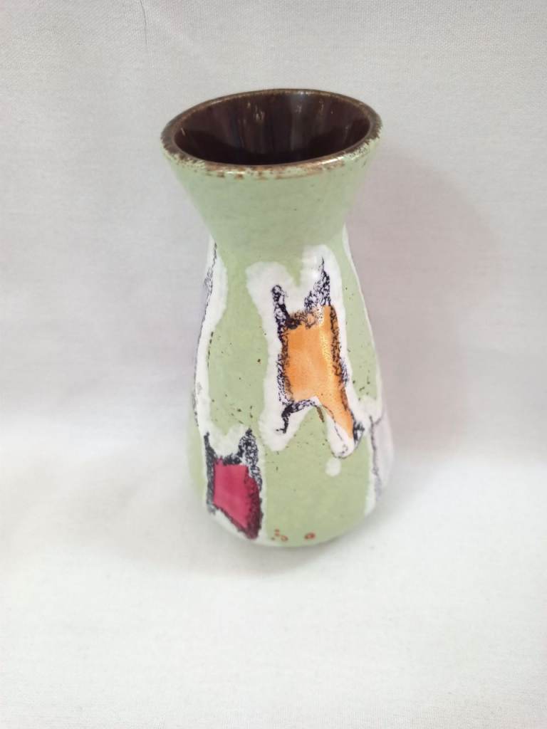 MID-CENTURY WEST GERMANY POTTERY VASE.