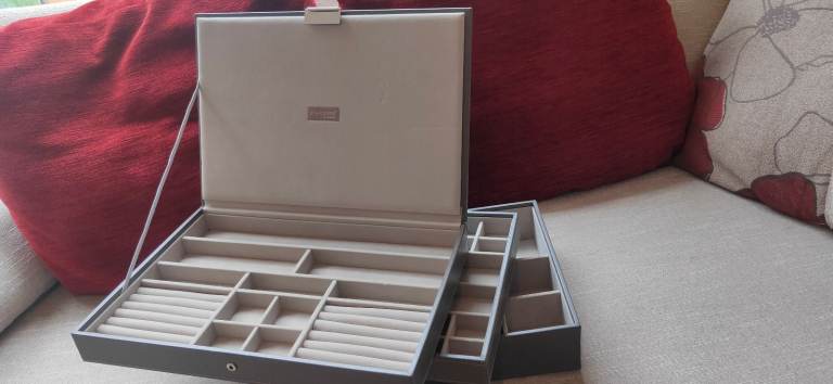 Brand new Stackers designer jewellery box 
