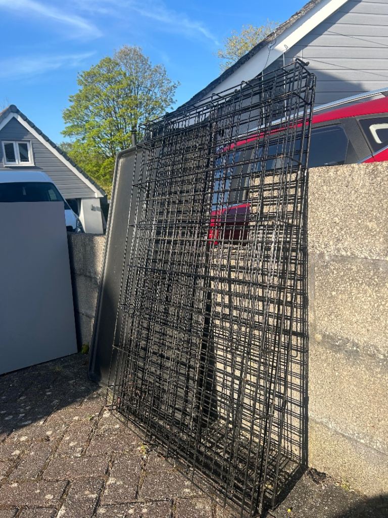 Large dog crate 
