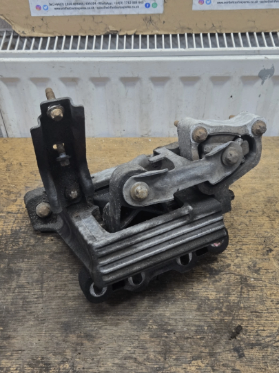 Sprinter Engine Mount Bracket A9102410000 FWD OM651.958 Mercedes W910 W907 2019
