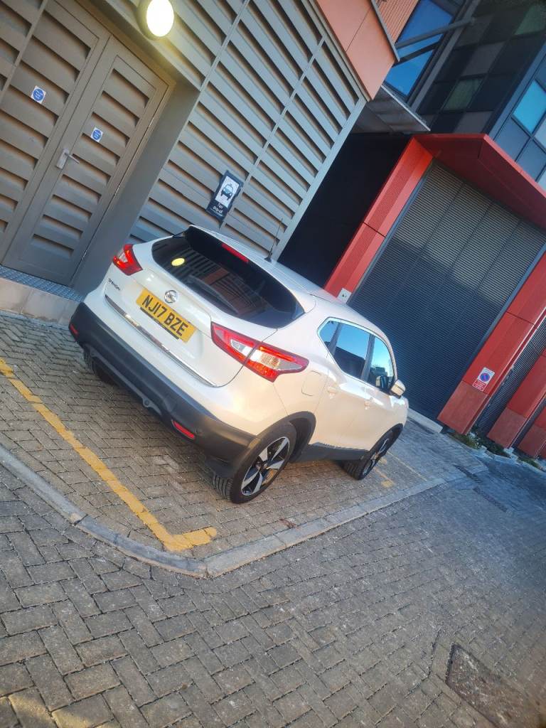 Nissan, QASHQAI, Hatchback, 2017, Manual, 1618 (cc), 5 doors