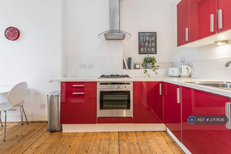2 bedroom flat in Dalmeny Street, Edinburgh, EH6 (2 bed) (#2717836)