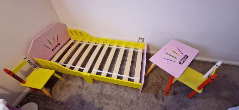 Crayon bed, table and chairs with mattress and bedding
