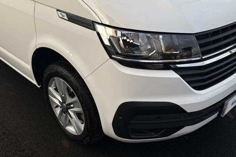 2024 Volkswagen Transporter 2.0 TDI 150 Highline Kombi Van DSG WINDOW VAN DIESEL Automatic