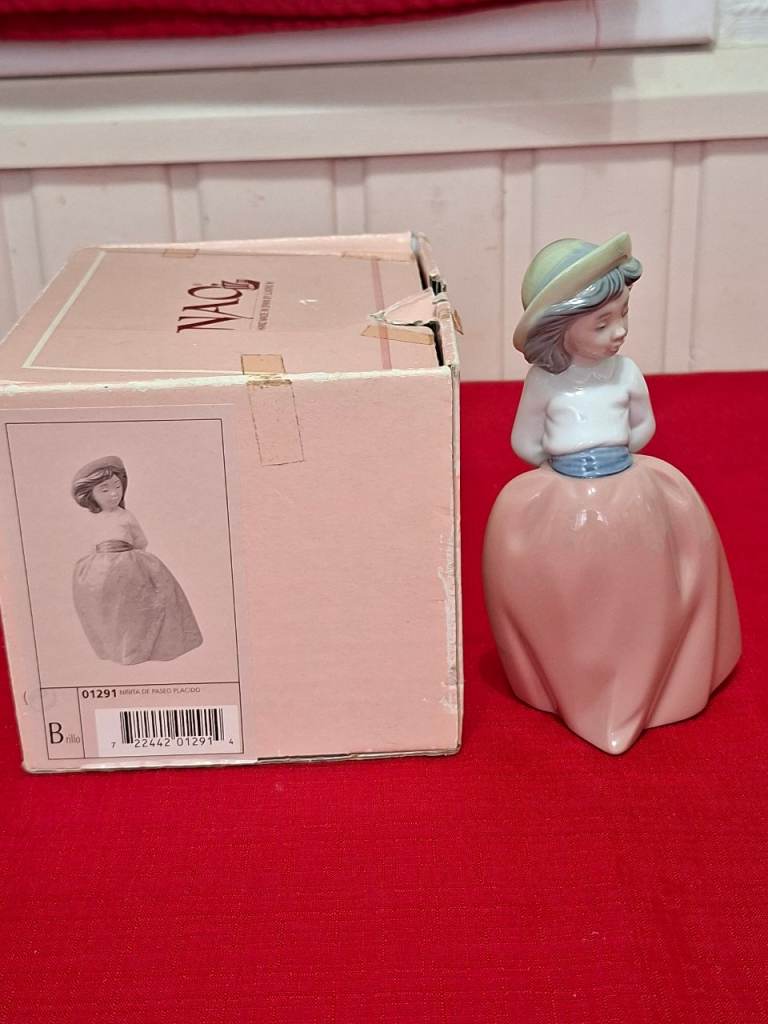 VINTAGE NAO (LLADRO) BOXED – ITEM REF 1291