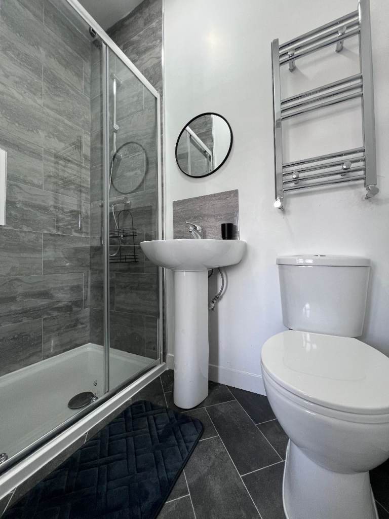EN SUITE ROOM AVAILABLE FOR UNIVERSAL CREDIT, PIP -HMO SUPPORTED ACCOMMODATION IN SELLY OAK B29 7HG!