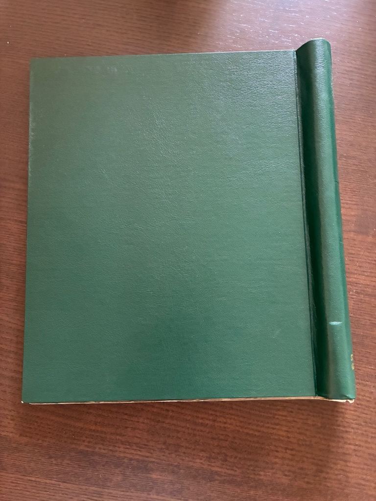 Vintage STANLEY GIBBONS GREEN SPRINGBACK STAMP ALBUM