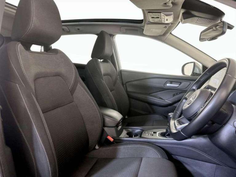 2022 Nissan Qashqai 1.3 DIG-T MHEV N-Connecta Euro 6 (s/s) 5dr Manual SUV Hybrid Manual