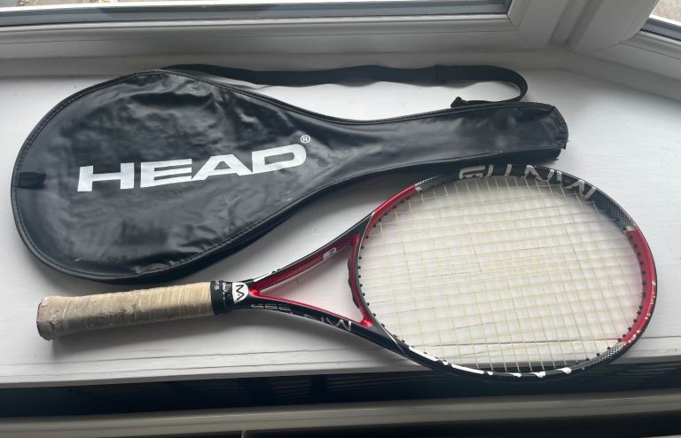 Mantis Tennis Racket & Protective Covet 